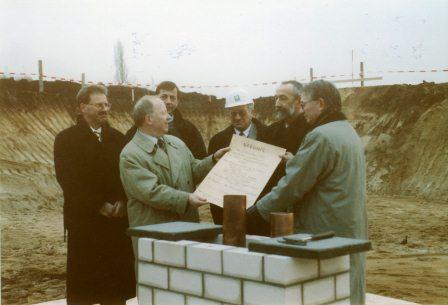 Grundsteinlegung für das Berufsschulzentrum am 12.12.1996